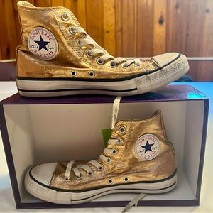 Gold Converse